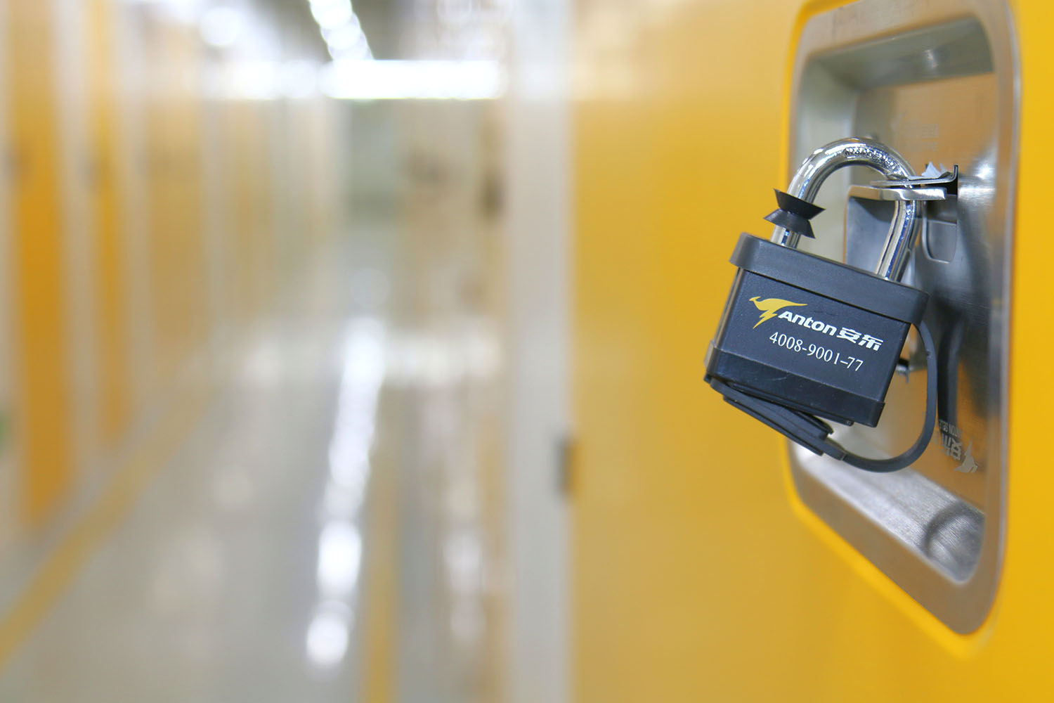 安东易迷你仓是国内较早成立的迷你仓品牌__安东易——24小时管家式